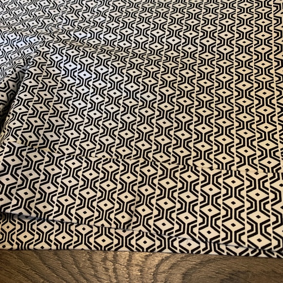 grey shorts - Picture 2 of 7